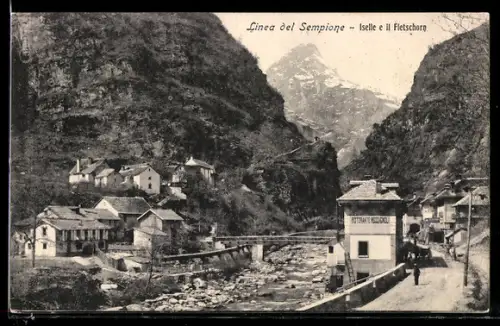 AK Iselle, Linea del Sempione e Fletschhorn, vista panoramica sul villaggio e montagna innevata
