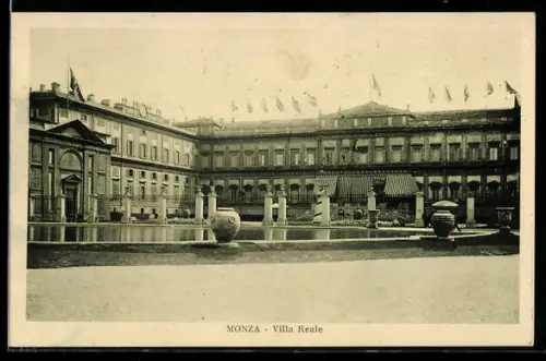 AK Monza, Villa Reale con giardino e fontana