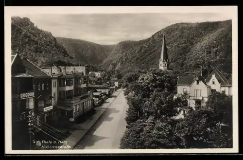 AK Thale a. Harz, Hubertusstrasse mit Kirchturm