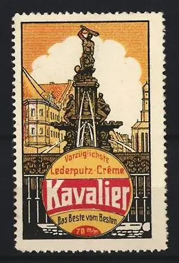 Reklamemarke Kavalier Lederputz-Crème, Ortsansicht mit Brunnenfigur