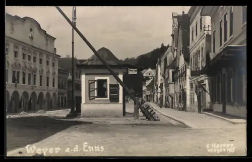 AK Weyer a. d. Enns, Strassenpartie mit Kiosk