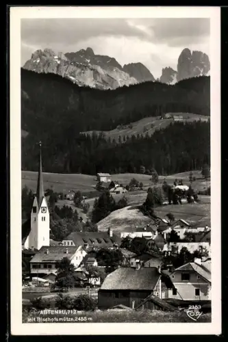 AK Abtenau, Ortsansicht mit Kirche und Bischofsmütze