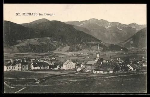 AK St. Michael im Lungau, Totalansicht des Ortes mit Kirche gegen die Berge