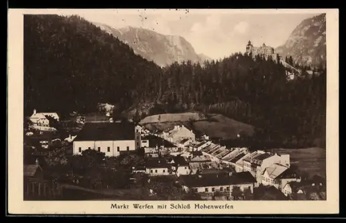 AK Markt Werfen, Ortsansicht mit Schloss Hohenwerfen