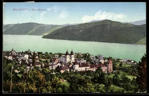 AK Millstatt a. See, Ortsansicht mit Kirche und dem Millstätter See