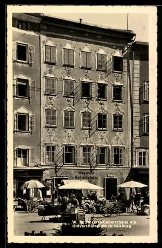 AK Salzburg, W. A. Mozarts Geburtshaus am Universitätsplatz