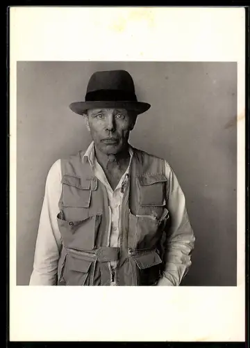 AK Joseph Beuys, nach Laurence Sudre