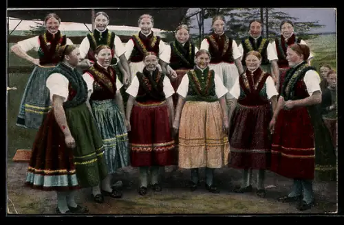 AK Gruppenbild junger Frauen in hessischer Tracht