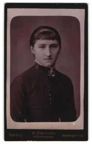 Fotografie W. Sternitzki, Bamberg, obere Königstr. 20, Porträt einer jungen Frau