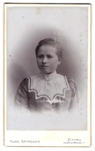 Fotografie Hugo Schröder, Zittau, Milchstrasse 7, Porträt einer Frau