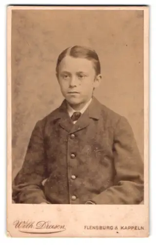Fotografie Wilh. Dreesen, Flensburg, Norderstrasse 148, Porträt eines Jungen