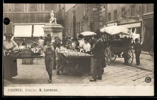 AK Firenze, Piazza S. Lorenzo, mercato con statue e carrozza