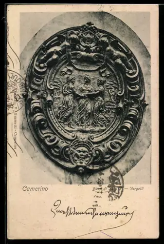 AK Camerino, Basso rilievo, Vergelli