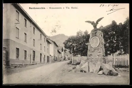 AK Bardonecchia, Monumento e Via Medai