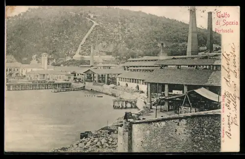 AK Muggiano /Golfo di Spezia, Pertusola, Panorama industriale con edifici e colline sullo sfondo