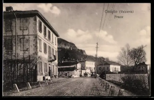 AK Cittiglio /Valcuvia, Fracce con edifici storici e strada alberata