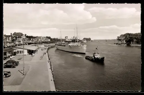 AK Travemünde, Hafen mit MS Dania
