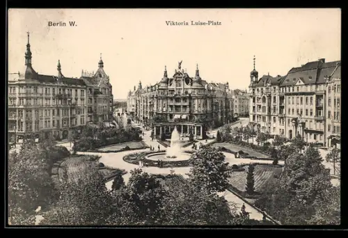 AK Berlin W.-Schöneberg, Viktoria Luise-Platz, Platzansicht mit Brunnen und umliegenden Gebäuden