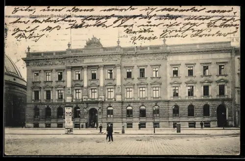AK Berlin, Dresdner Bank in der Behrenstr. 39-39, Litfasssäule