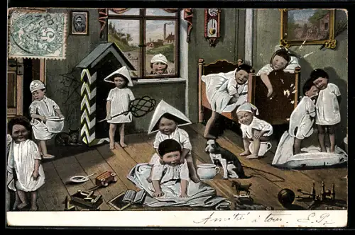 AK Fotomontage, Fidele Einjährige, Kinder in Hemdchen spielen in der Stube