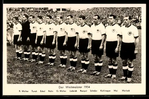 AK Fussballmannschaft im Stadion, Der Weltmeister 1954