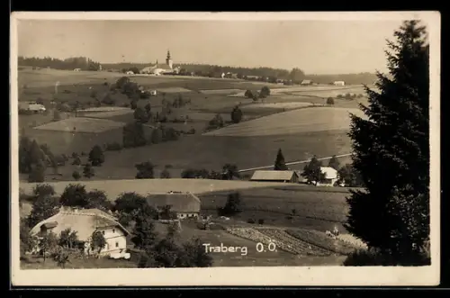 AK Traberg /O.-Ö., Panorama mit Kirche