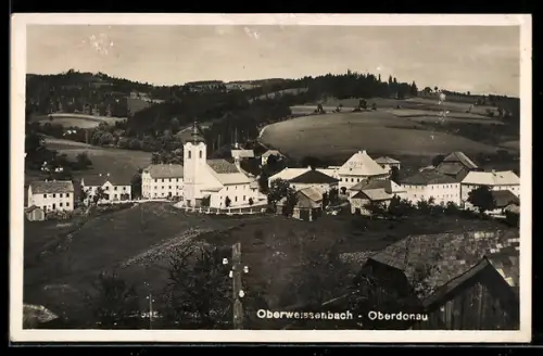 AK Vorderweissenbach /Oberdonau, Oberweissenbach, Teilansicht mit Kirche