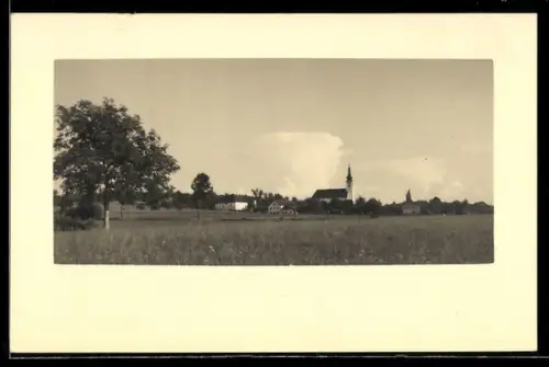 AK Neuhofen /Innkreis, Panorama mit Kirche