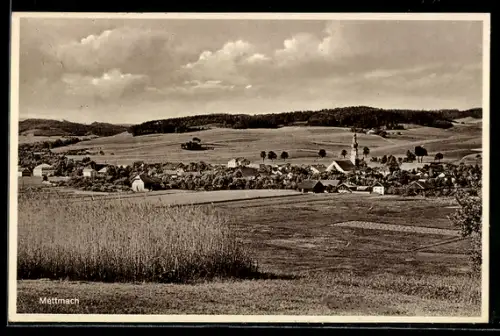 AK Mettmach, Dorfpanorama mit Feldern und Kirche