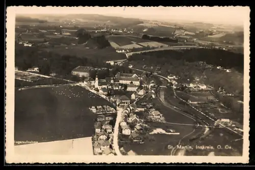 AK St. Martin /Innkreis, Luftaufnahme mit Kirche und Ort