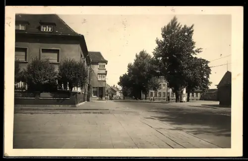 Foto-AK Ludwigshafen /Rh., Partie in der Rheingönheimer Strasse