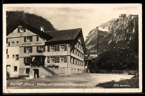 Foto-AK Mellau /Bregenzerwald, Gasthof Kreuz mit Ansicht vom Canisfluh
