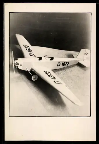 AK Modell-Flugzeug D-1872