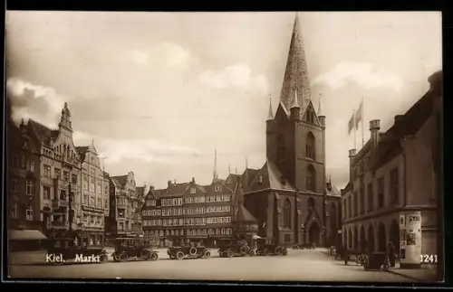 AK Kiel, Markt, Kirche, historische Gebäude, Autos