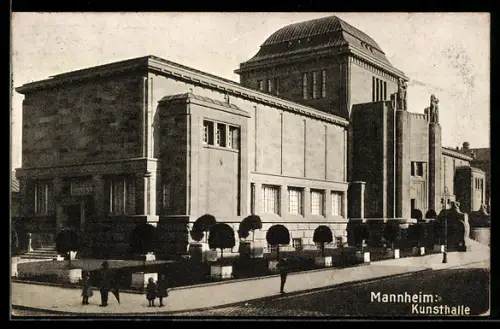 AK Mannheim, Kunsthalle mit Leuten
