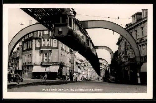 AK Wuppertal, Vohvinkel, Schwebebahn am Kaiserplatz mit Geschäften