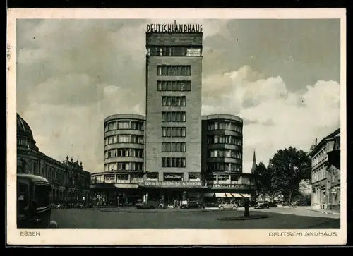 AK Essen, Strassenpartie am Deutschlandhaus, Bauhaus