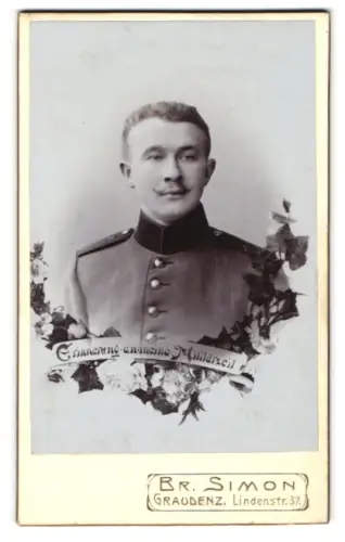 Fotografie Br. Simon, Graudenz, Lindenstr. 37, Soldat vom Feld-Artillerie-Regiment in Uniform