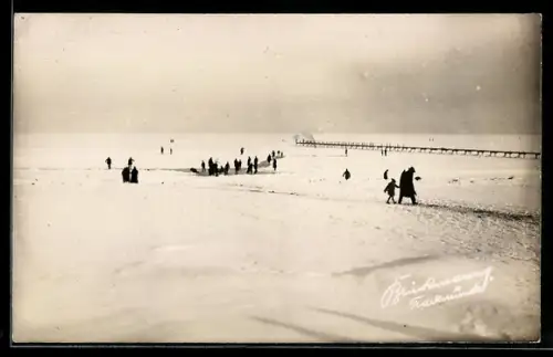 AK Travemünde, Zugefrorener See, Unwetter