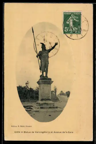 AK Gien, Statue de Vercingétorix et Avenue de la Gare