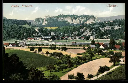 AK Rathen /Sächs. Schweiz, Ortsansicht mit Felsenpanorama