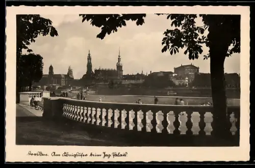 AK Dresden-Neustadt, Am Königsufer beim Japanischen Palais
