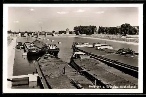 AK Heilbronn, Hafen am Neckarkanal, Lastkähne