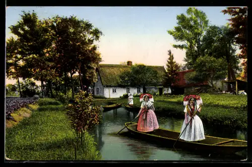 AK Lübbenau / Spreewald, Lübbenauer Kaupen, Junge Frauen in Tracht
