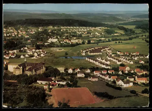 AK Bad Driburg /Westf., Totalansicht aus der Vogelschau mit Steinberg