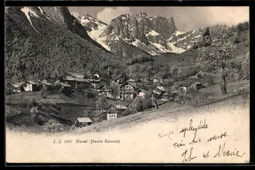 AK Novel /Haute Savoie, Dorf mit Bergkulisse
