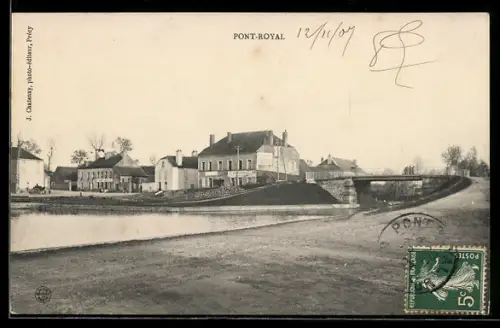 AK Pont-Royal, Ortsansicht mit Brücke und Flussufer