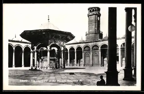 AK Cairo, The Courtyard of the Mosque Mohamed Ali