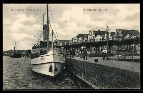 AK Travemünde, Kutter Möwe an der Dampferanlegestelle