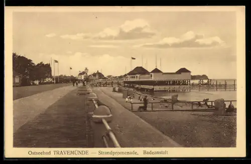 AK Travemünde, Strandpromenade mit Badeanstalt